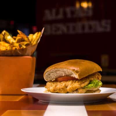 Alitas Benditas Agencia Creativa Contenidos y Estrategia Morete Lab Quito Ecuador